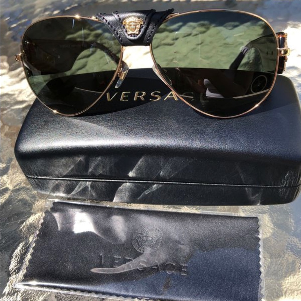 HAVANA ROCK ICON VERSACE’S